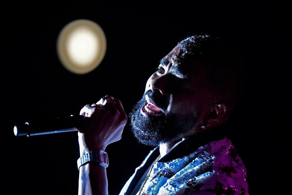 The Ginuvine artist is scheduled to perform at the Blue Crab Festival on Palatka on Friday night.