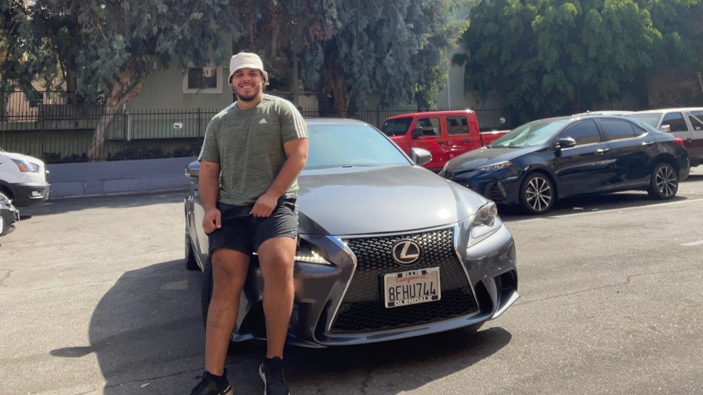 Monthly car payments topped a record 0.  What it means: NPR