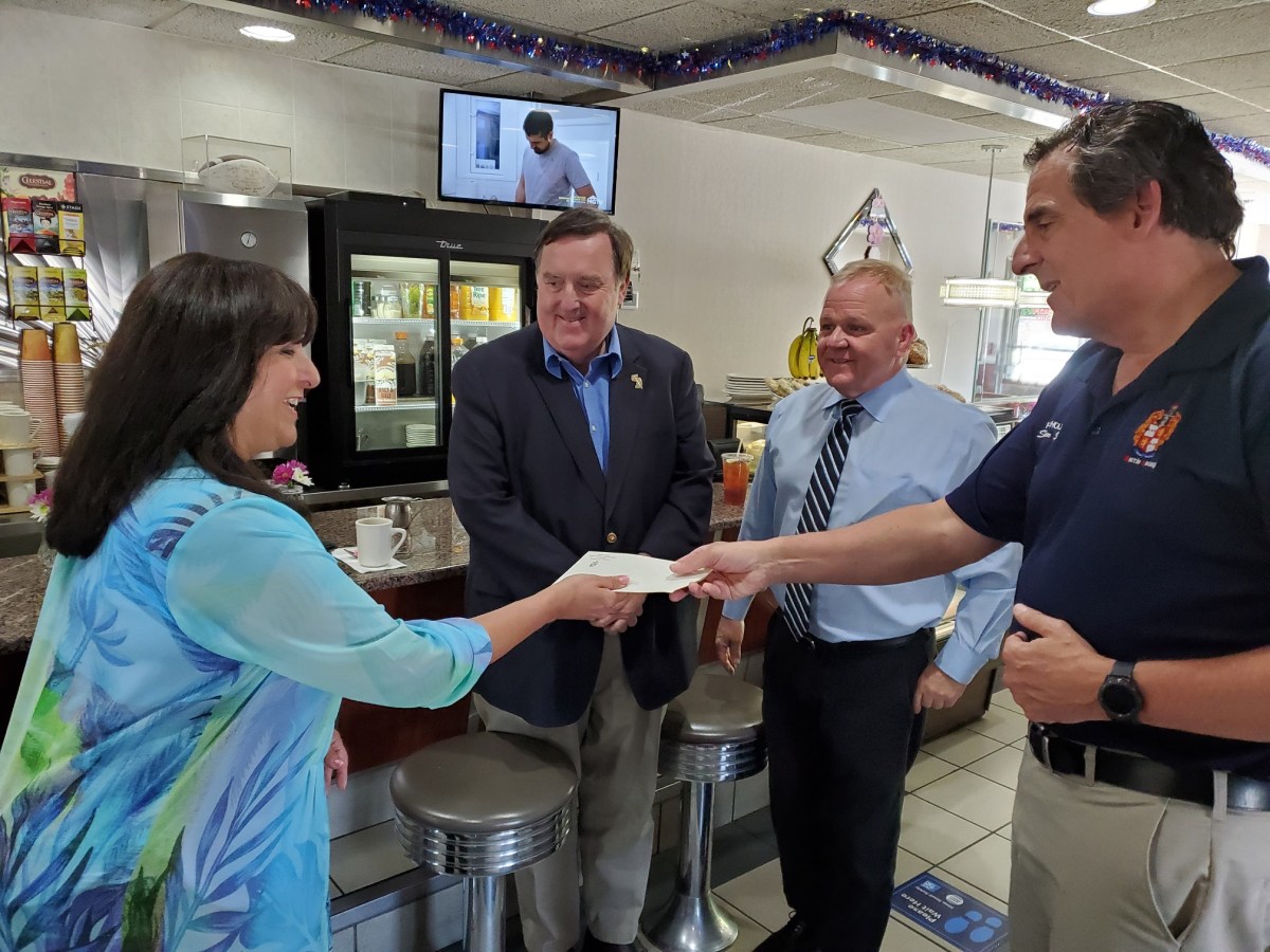 Summit West DIner 2022. May 31 2.jpg